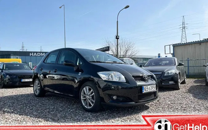 warmińsko-mazurskie Toyota Auris cena 29900 przebieg: 129240, rok produkcji 2010 z Warta